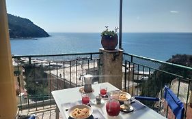 Michela Apartment in Levanto